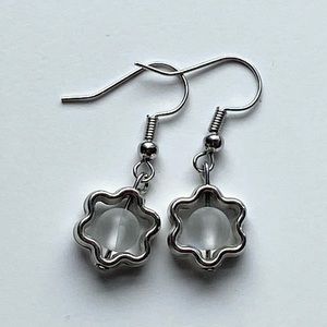 ❣︎ Shiny flower earrings ❣︎